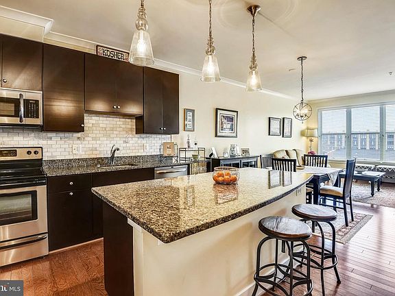 5th image of 815 N Patrick St Unit 405