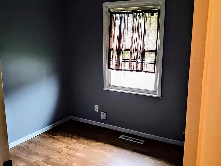 1759 Welshire Dr — Photo 12
