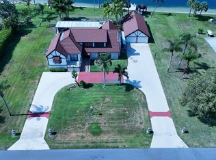 8789 Wendy Ln S, West Palm Beach, FL 33411