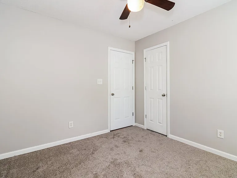 124 Hunter Pl — Photo 17