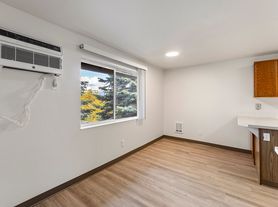 Alki Court Apartments