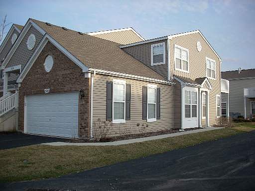 1st image of 5116 Edgewater Ct Unit 5116