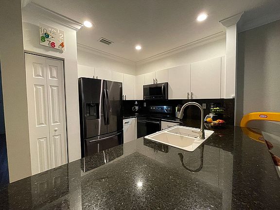 2nd image of 5773 NW 116th Ave APT 104
