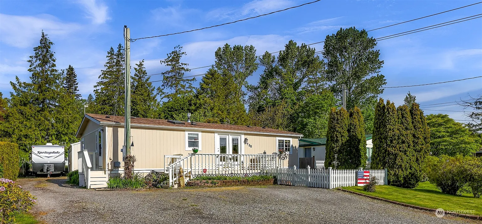 3736 Sinclair Drive photo 1