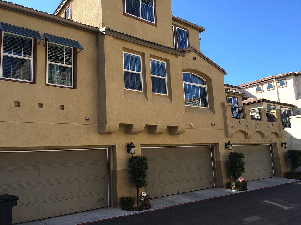 Three-Level Townhouse