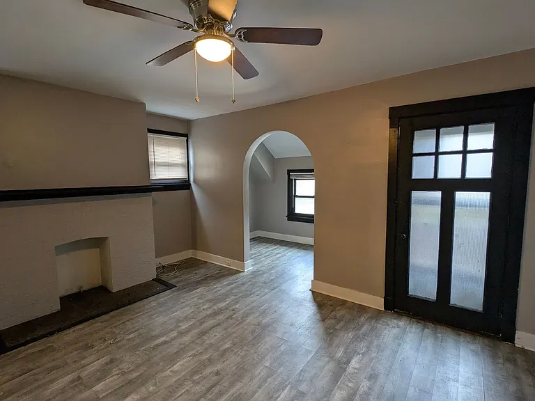 3863 Brighton Rd — Photo 12