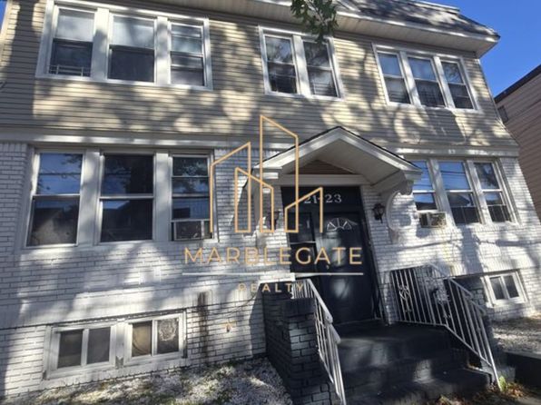 21 Underwood St #22L