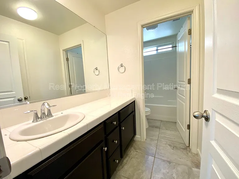 2534 Mustang Dr — Photo 38
