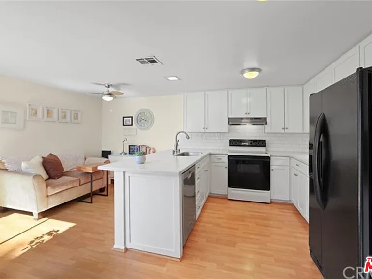 711 Church Pl #2 — Photo 38