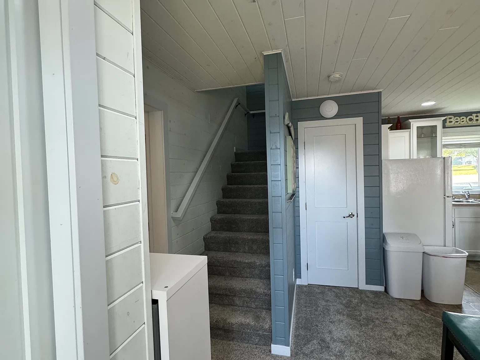 2 bed, $1,300 — Photo 4