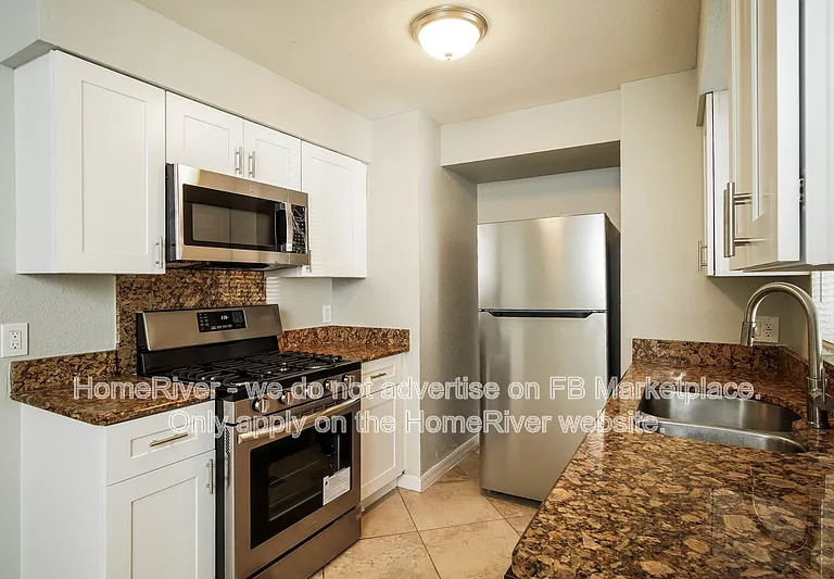 2306 Greenbush Ct — Photo 7