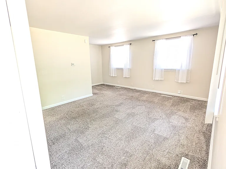 3014 Sunnymede Ave — Photo 5