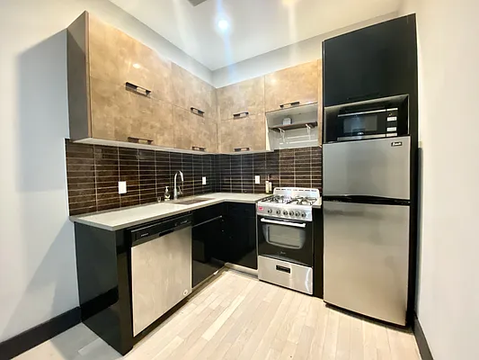 Rented by Native Real Estate LLC | media 2