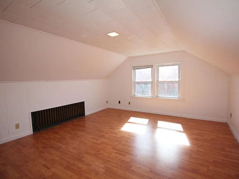 63 Foster St — Photo 22