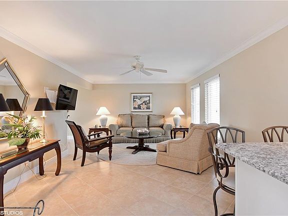 2nd image of 647 12th Ave S #647