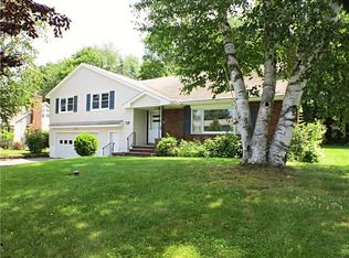 110 Shady Ln, Fayetteville, NY 13066
