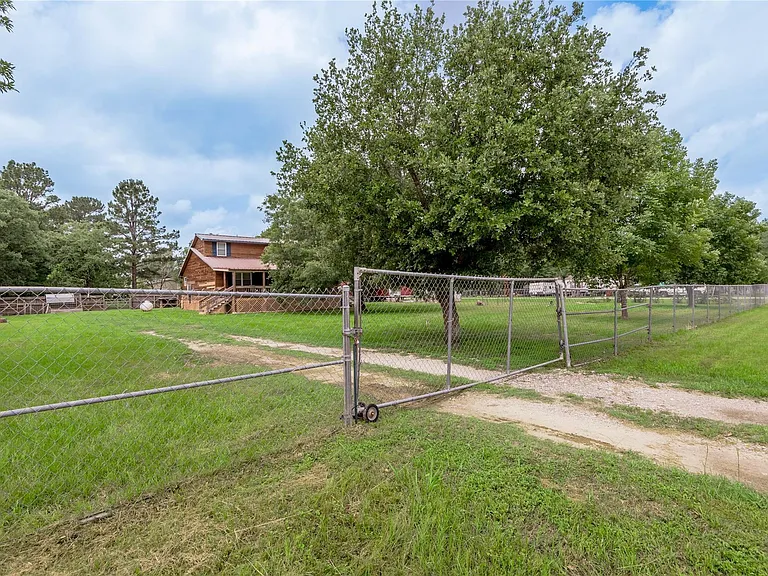86 Oak Hill Dr — Photo 28