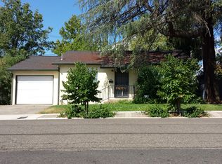 1870 Continental St, Redding, CA 96001