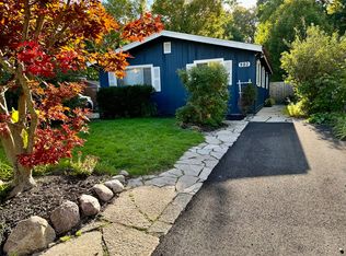 980 Burton Ave, Highland Park, IL