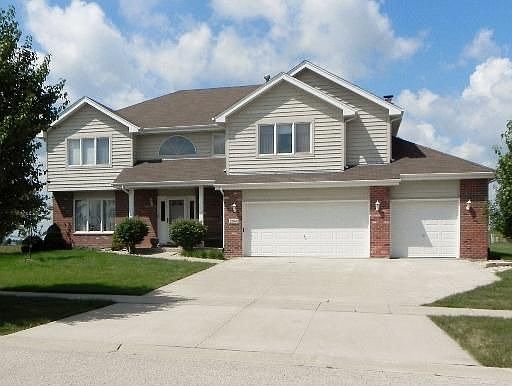 1st image of 22090 Pembrook Dr
