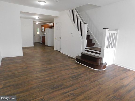 5th image of 3846 Pennsgrove St