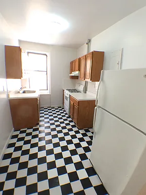 Rented by Kamgirsons & Company, Inc. | media 28