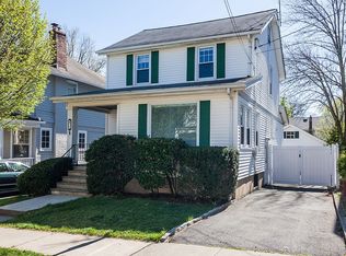 26 Rosedale Ave, Millburn, NJ 07041