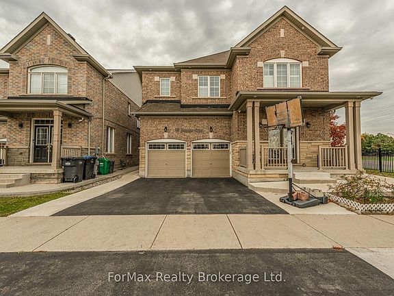 2nd image of 70 Zanetta Cres