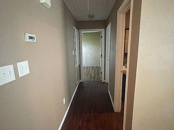 5th image of 607 Dupont Dr