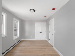 735 Broadway St #2F, Pawtucket, RI 02861