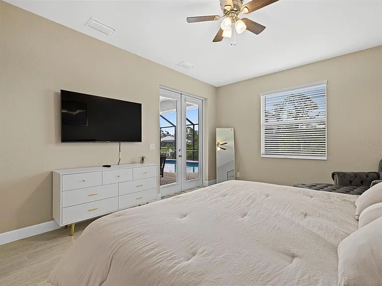 340 McCabe St — Photo 21