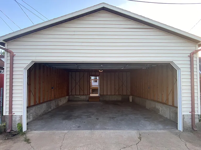 5302 Tholozan Ave — Photo 4