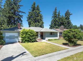 10541 Ashworth Ave N, Seattle, WA