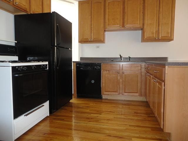 1st image of 2450 N Southport Ave #203JA