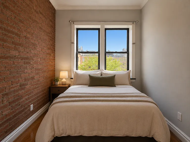 234 W 14th St #4C — Photo 4