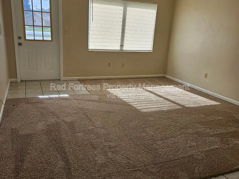 201 Alabama Rd S — Photo 4