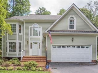 5316 Meadow Chase Rd, Midlothian, VA 23112