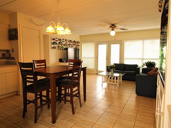 5th image of 3113 Laguna Blvd Unit 217