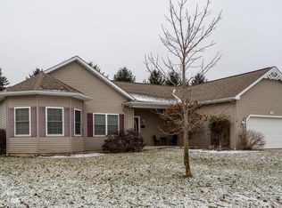 1130 Meadowsweet Ln, Vicksburg, MI 49097