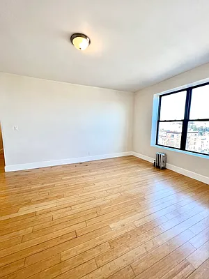 Rented by A&E Real Estate Management | media 4