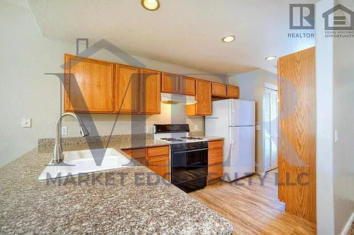 205 N 74th St Photo 1
