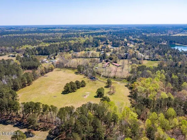 884 Cheshire Road, Rocky Point, NC 28457