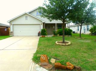 211 Lucky Clover Ln, Hutto, TX 78634
