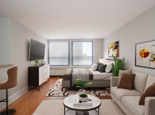 4100 N. Marine Dr., Chicago, IL 60613