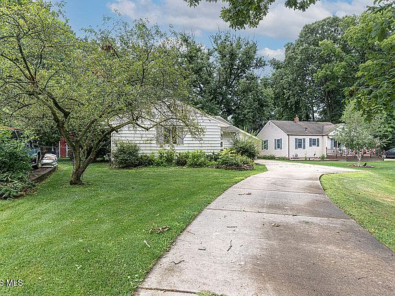 3rd image of 4619 Copland Blvd