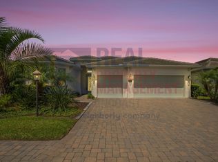 7745 Sandhill Lake Dr, Sarasota, FL 34241