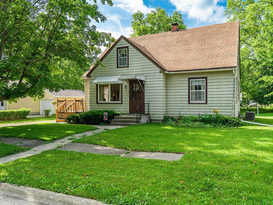 460 W 6th St, Pecatonica, IL 61063 | Zillow