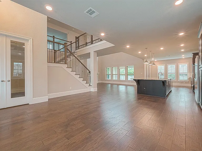 58 Canopy Green Dr — Photo 6