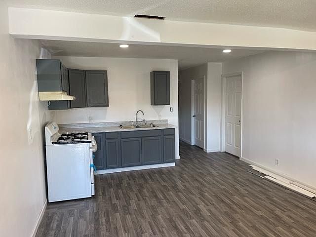 1st image of 344 W Spruce Dr #1