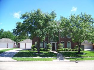 14914 Mill Branch Ln, Sugar Land, TX 77498